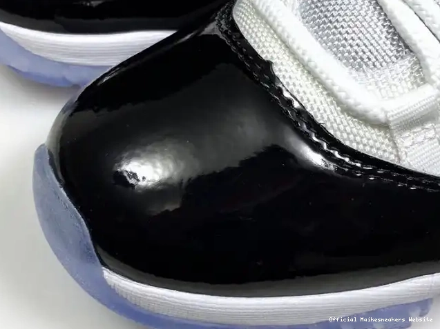 Official Maikesneakers 378037-100 Jordan 2018 Retro 
